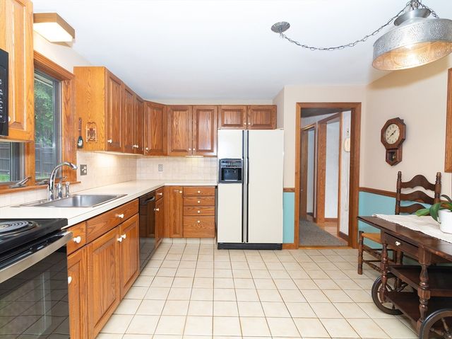 58 Cedar Hill Rd, Ashland, MA 01721