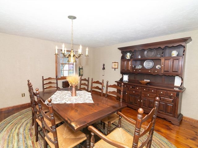 58 Cedar Hill Rd, Ashland, MA 01721