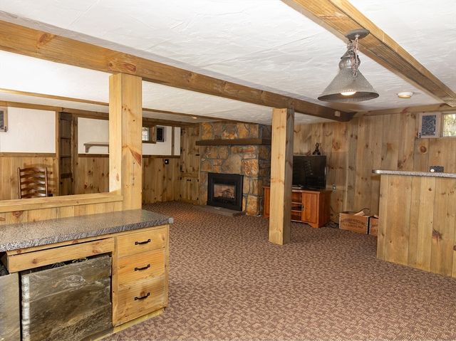 58 Cedar Hill Rd, Ashland, MA 01721