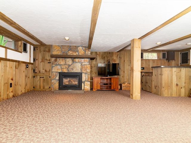 58 Cedar Hill Rd, Ashland, MA 01721