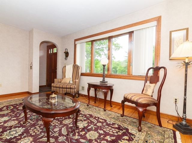 58 Cedar Hill Rd, Ashland, MA 01721