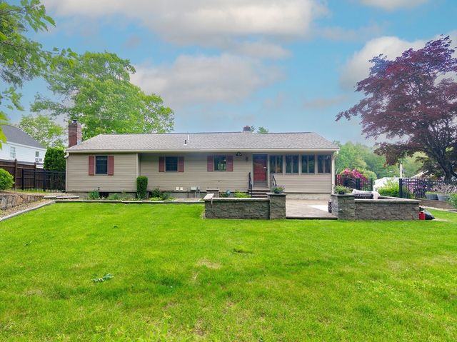 58 Cedar Hill Rd, Ashland, MA 01721