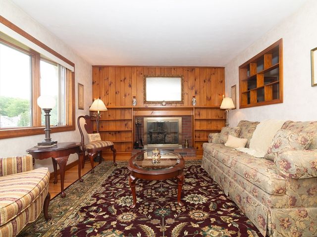 58 Cedar Hill Rd, Ashland, MA 01721