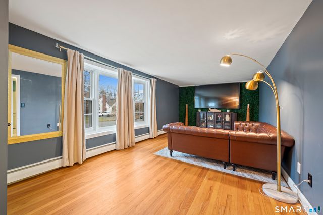 40 Hutchinson Street, New Britain, CT 06053