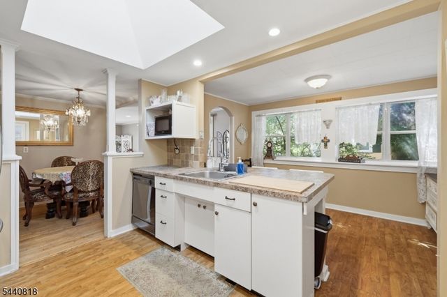 512 Monroe St, Hackettstown Town, NJ 07840