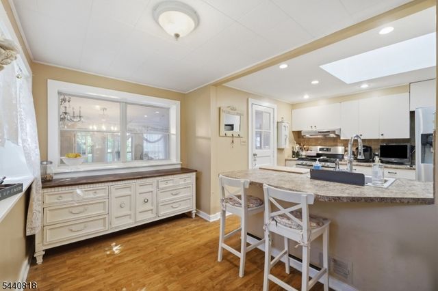 512 Monroe St, Hackettstown Town, NJ 07840