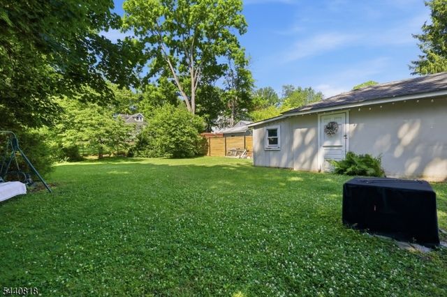 512 Monroe St, Hackettstown Town, NJ 07840