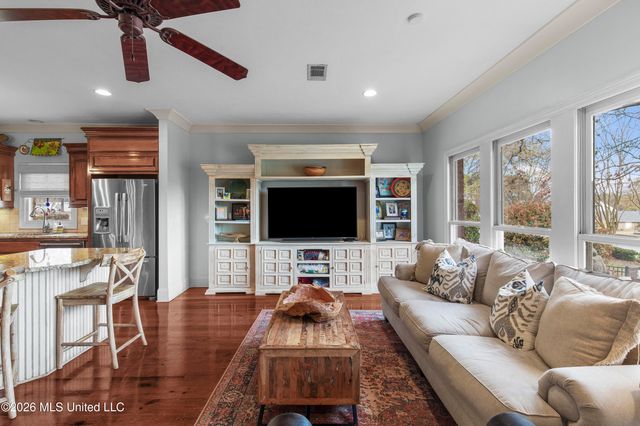 112 Lake Ridge Drive, Madison, MS 39110