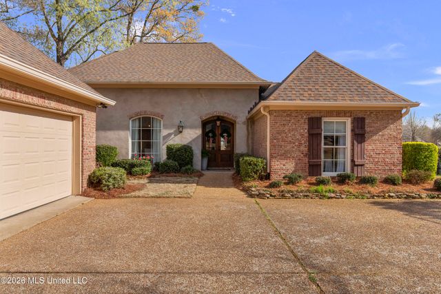 112 Lake Ridge Drive, Madison, MS 39110