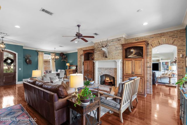 112 Lake Ridge Drive, Madison, MS 39110