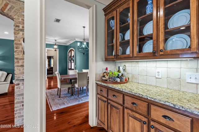 112 Lake Ridge Drive, Madison, MS 39110