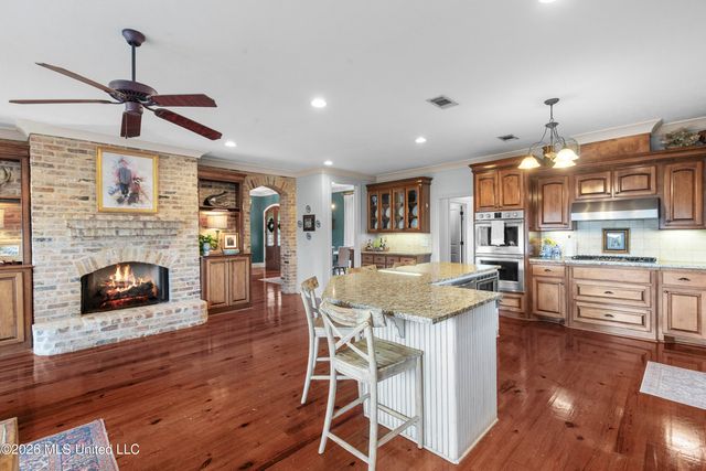 112 Lake Ridge Drive, Madison, MS 39110