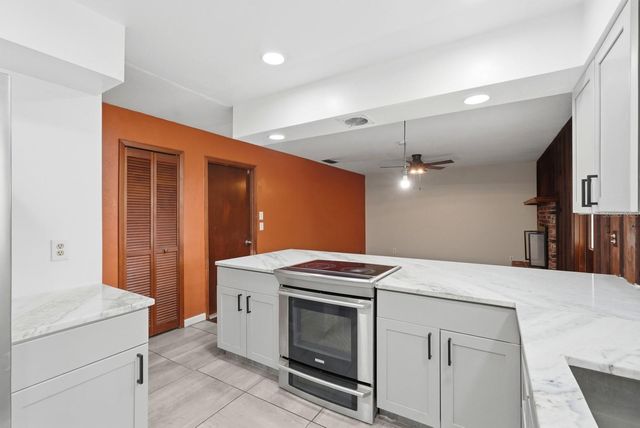 1317 N SHANGRI LA DRIVE, Daytona Beach, FL 32119