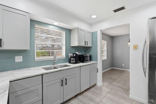 1317 N SHANGRI LA DRIVE, Daytona Beach, FL 32119