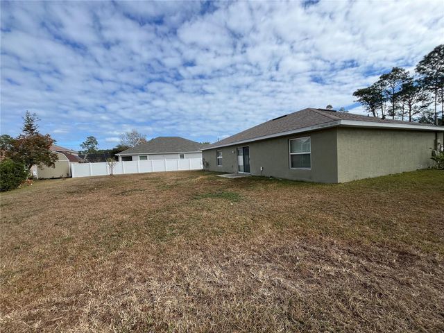 10 BURNING WICK PLACE, Palm Coast, FL 32137