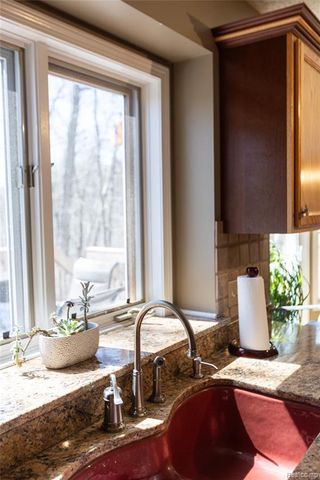 7988 Hillside Lakes Drive, Brighton, MI 48116