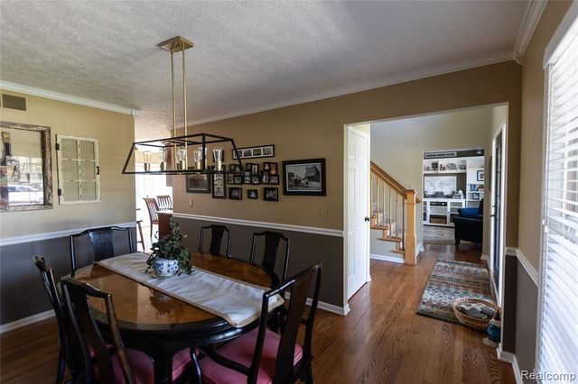 7988 Hillside Lakes Drive, Brighton, MI 48116