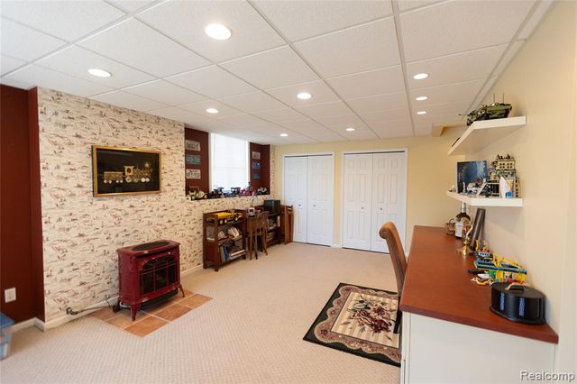 7988 Hillside Lakes Drive, Brighton, MI 48116