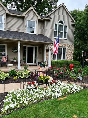 7988 Hillside Lakes Drive, Brighton, MI 48116