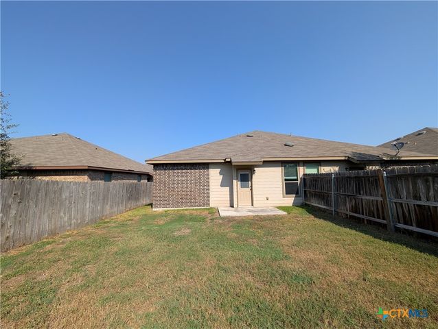 697 Creekside Circle, New Braunfels, TX 78130