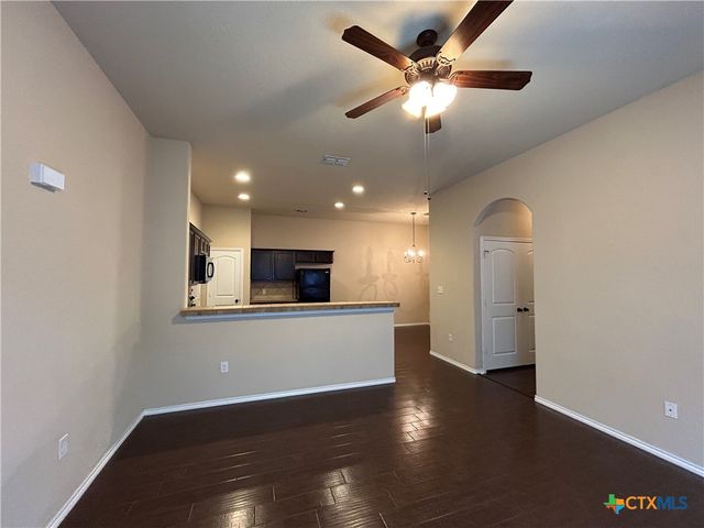 697 Creekside Circle, New Braunfels, TX 78130