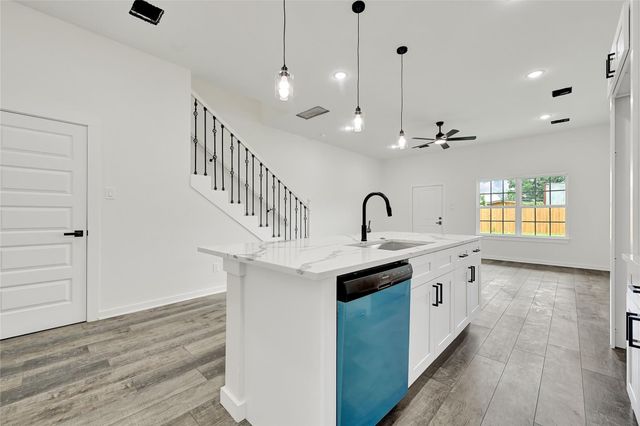 7922 Sealey Street, Houston, TX 77088