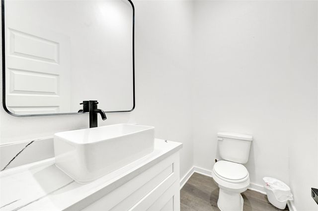 7922 Sealey Street, Houston, TX 77088