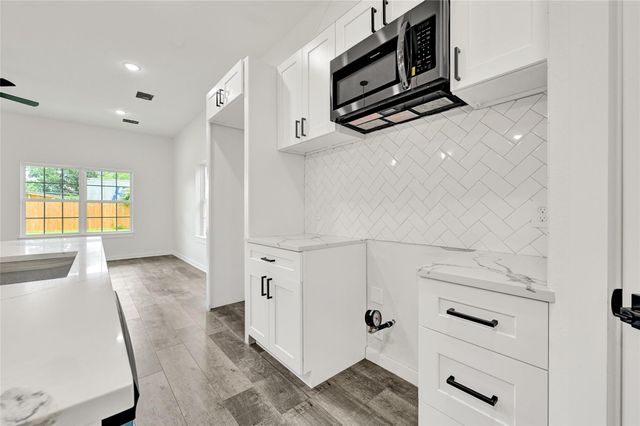 7922 Sealey Street, Houston, TX 77088