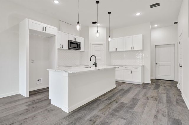 7922 Sealey Street, Houston, TX 77088