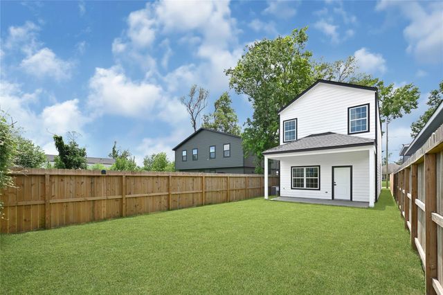 7922 Sealey Street, Houston, TX 77088