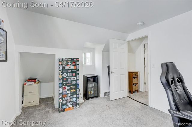 23067 Hazelwood Avenue, Hazel Park, MI 48030