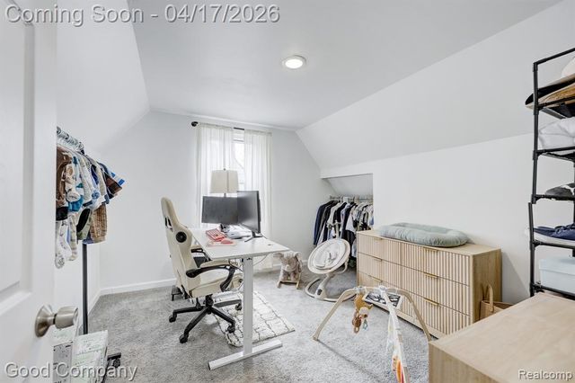 23067 Hazelwood Avenue, Hazel Park, MI 48030