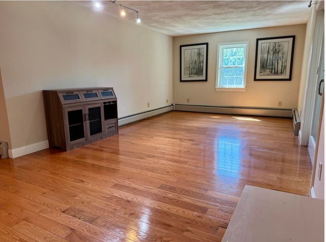 1 Heritage Drive, Rollinsford, NH 03820