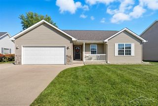 8326 Waxwing Drive, Freeland, MI 48623
