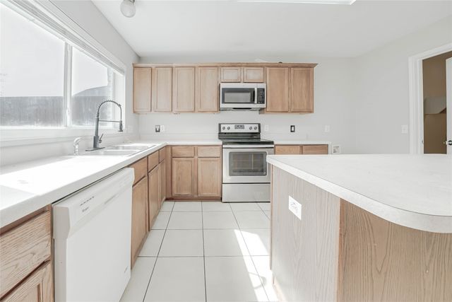 329 Highland Glen Trail, Wylie, TX 75098