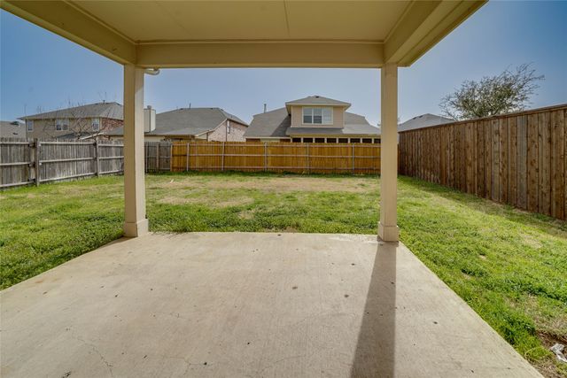 329 Highland Glen Trail, Wylie, TX 75098