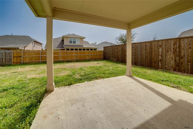 329 Highland Glen Trail, Wylie, TX 75098