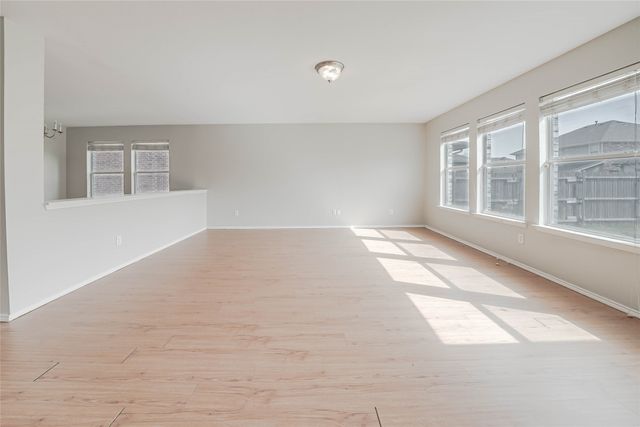 329 Highland Glen Trail, Wylie, TX 75098