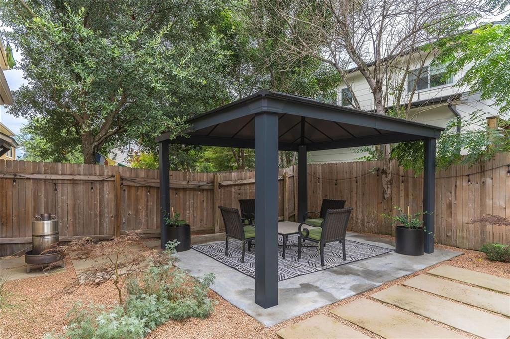 6708 Menchaca RD 14, Austin, TX 78745