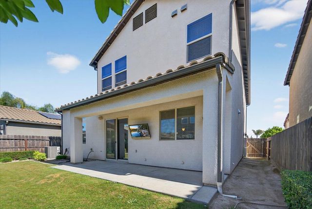 1859 E Kroeker Avenue, Fresno, CA 93730