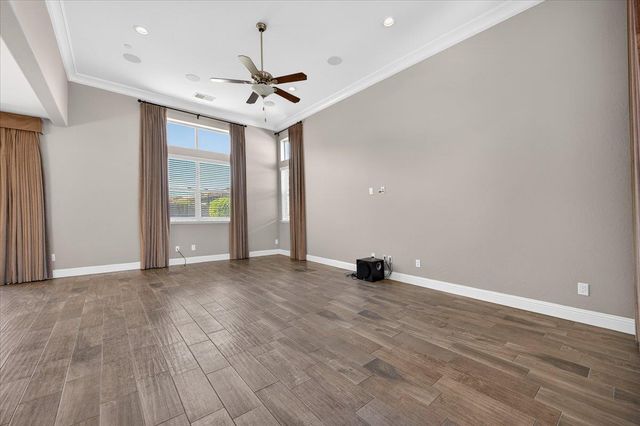 1859 E Kroeker Avenue, Fresno, CA 93730