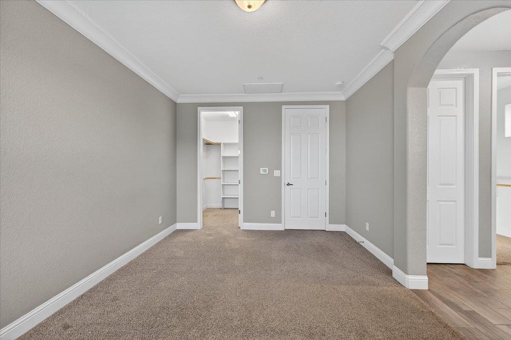 Image 38 of property listing at 1859 E Kroeker Avenue, Fresno, CA 93730