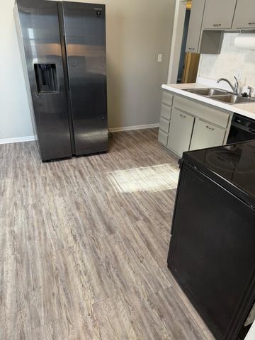 1115 N Carlos St, Wichita, KS 67203