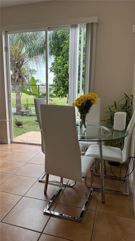 17720 NW 73rd Ave 105, Hialeah, FL 33015