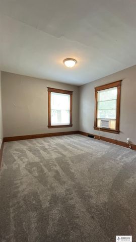 2110 C Street, Lincoln, NE 68502