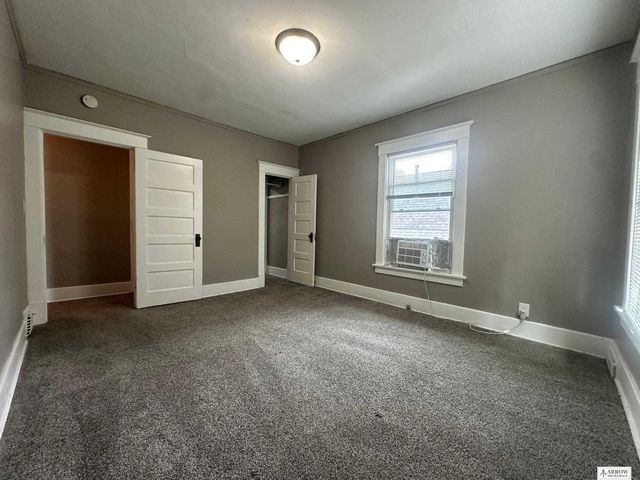 2110 C Street, Lincoln, NE 68502