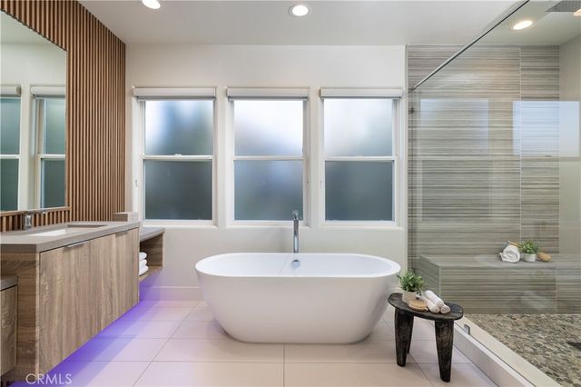 34 Montgomery, Newport Beach, CA 92660