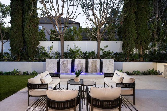 34 Montgomery, Newport Beach, CA 92660