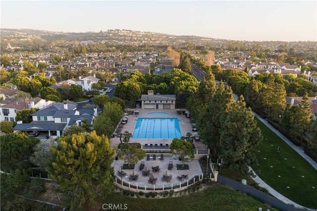 34 Montgomery, Newport Beach, CA 92660