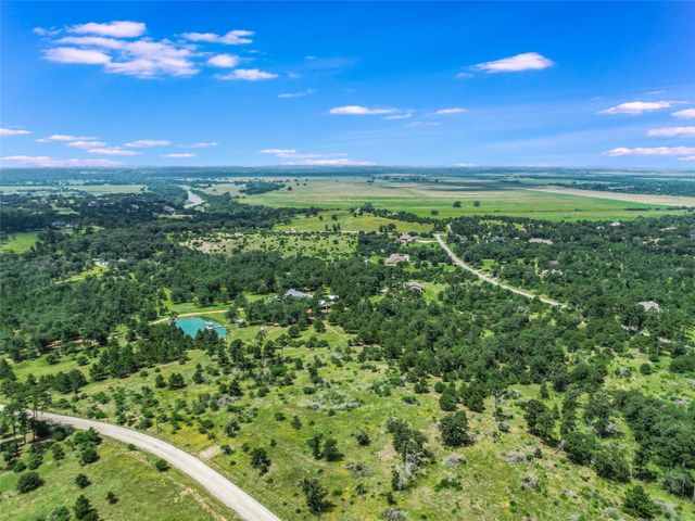 476 McAllister RD, Bastrop, TX 78602